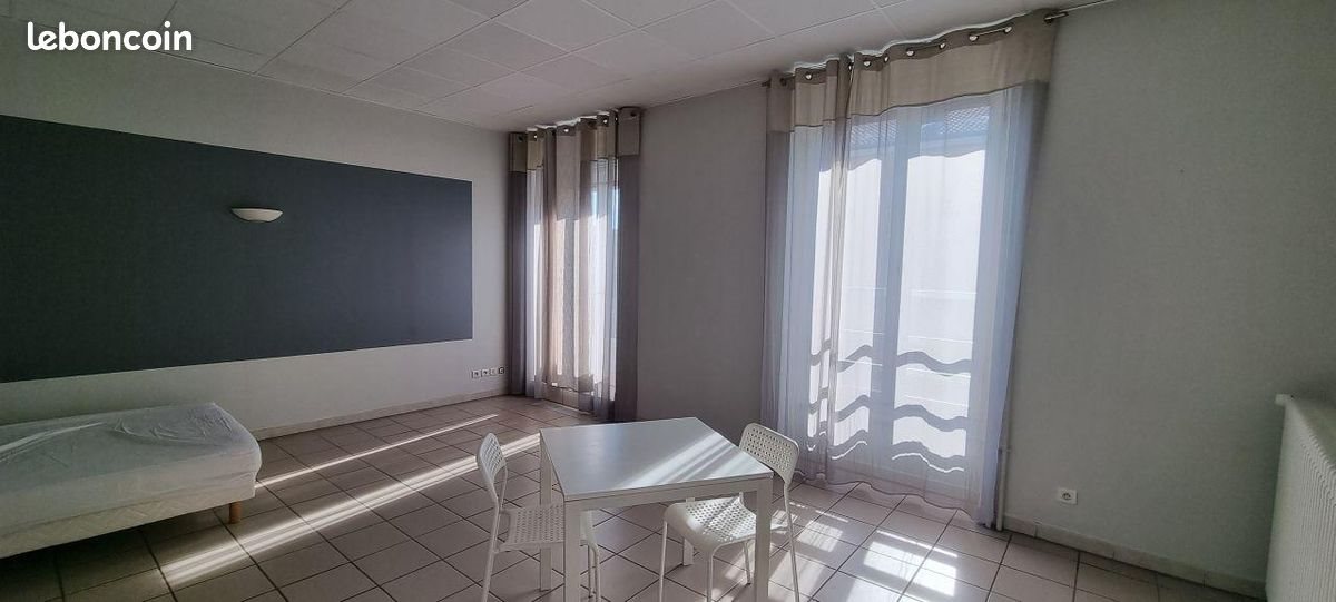 Appartement à louer, 32m², Privas