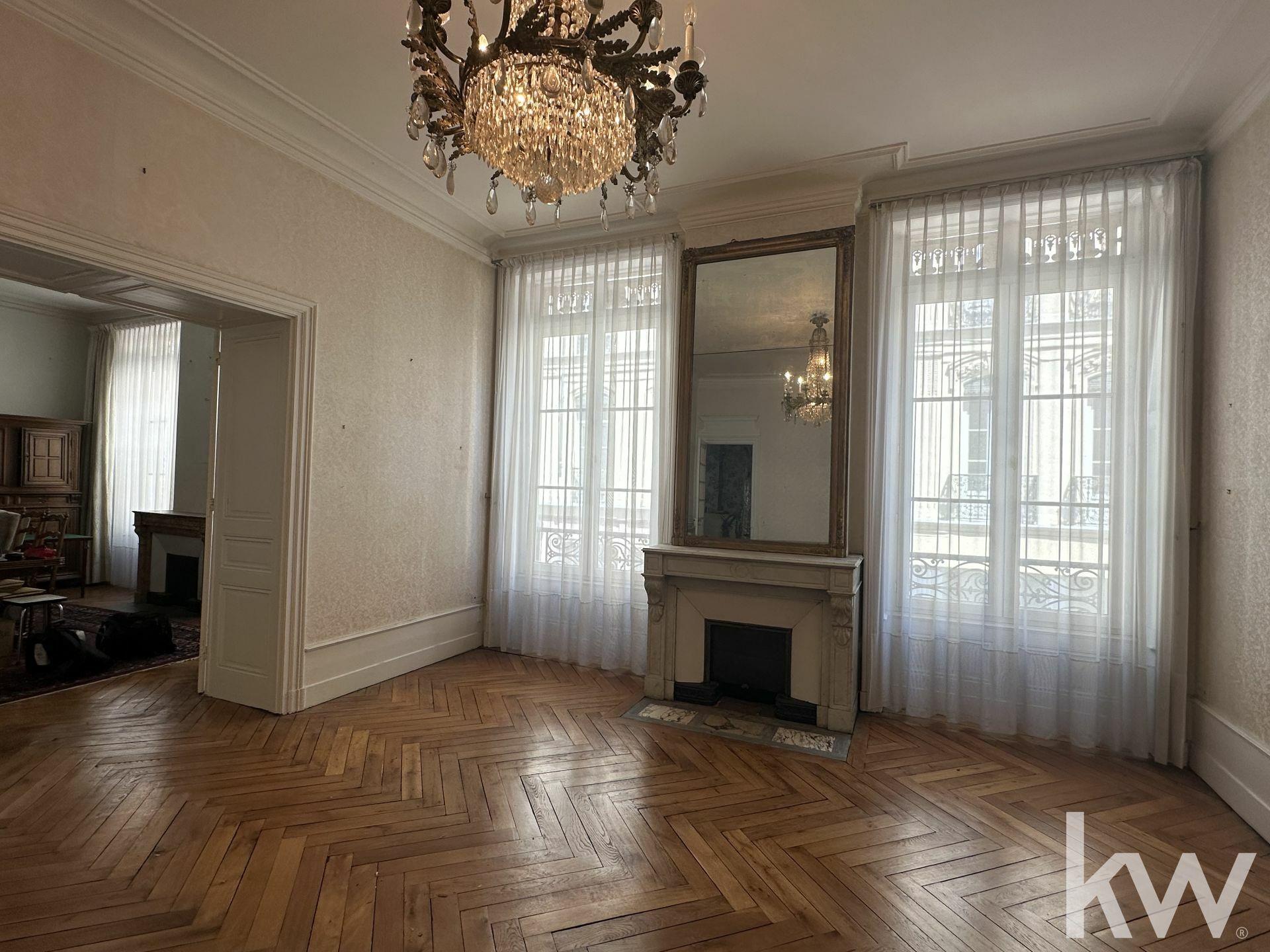 Appartement à vendre, 204m², Saint-Etienne