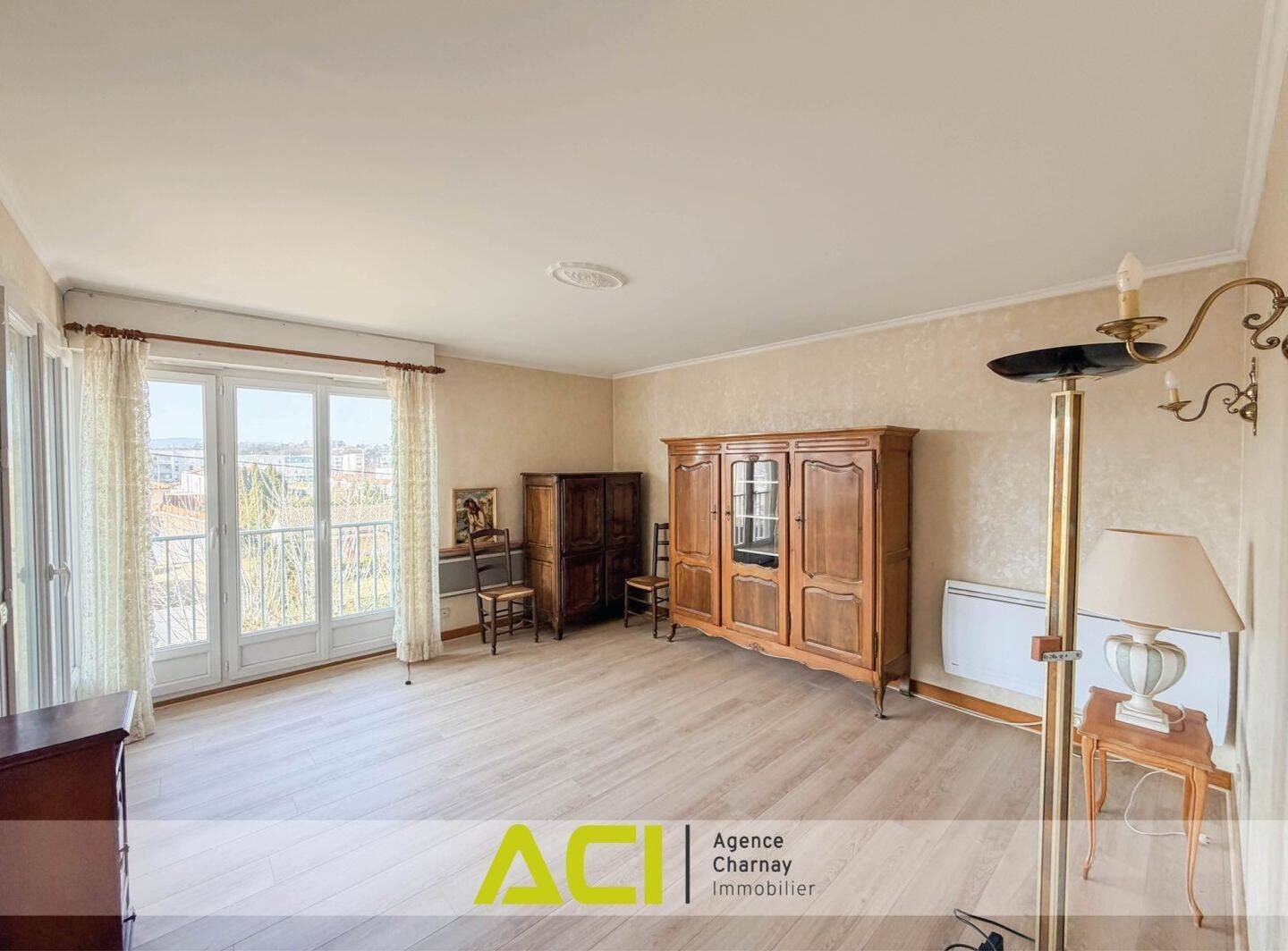 Appartement à vendre, 77m², Charnay-lès-Mâcon