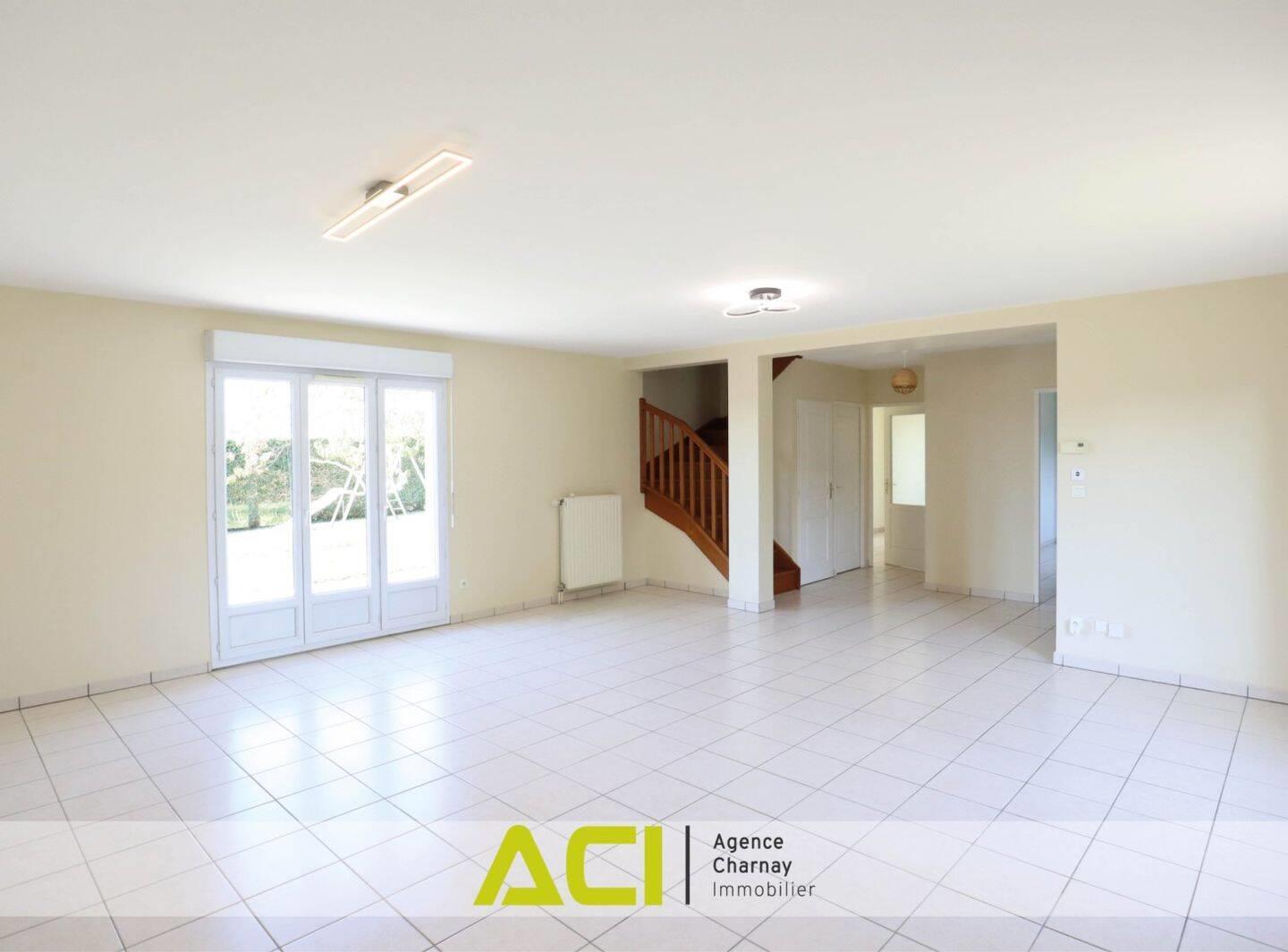 Maison à louer, 117m², Charnay-lès-Mâcon
