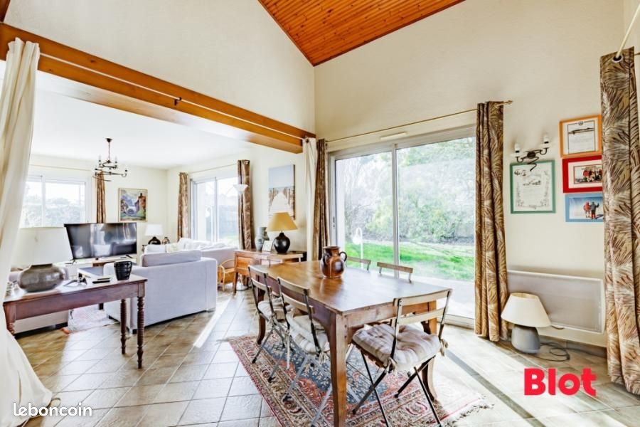 Maison à vendre, 179m², Saint-Michel-Chef-Chef