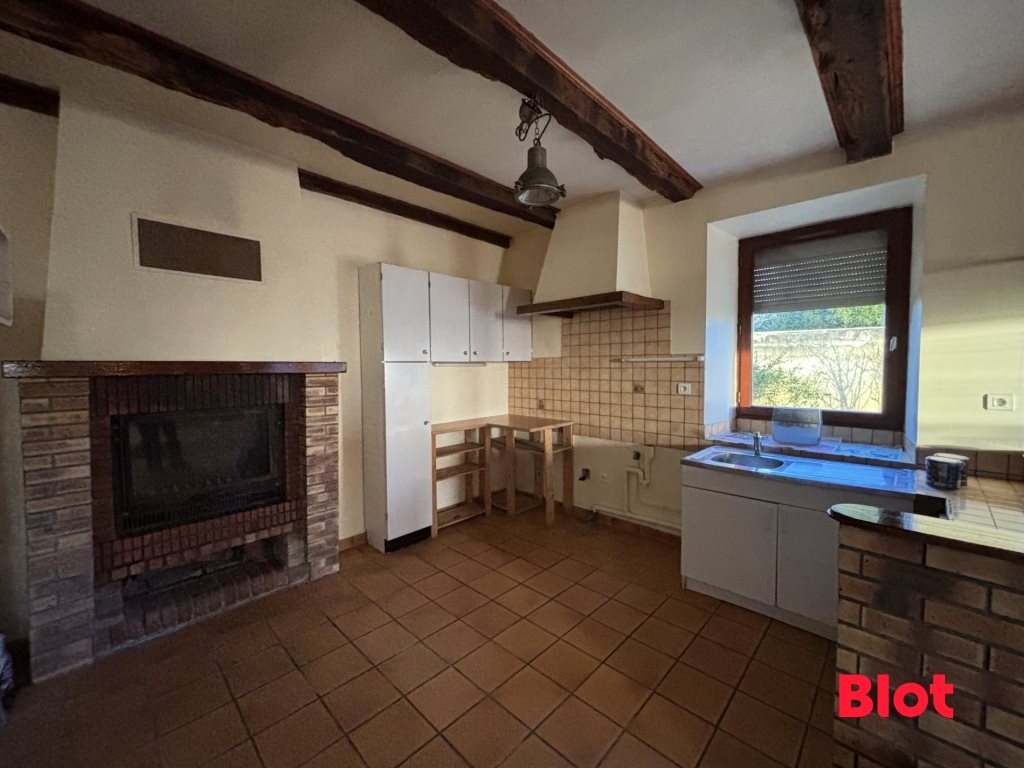 Maison à louer, 97m², Gahard