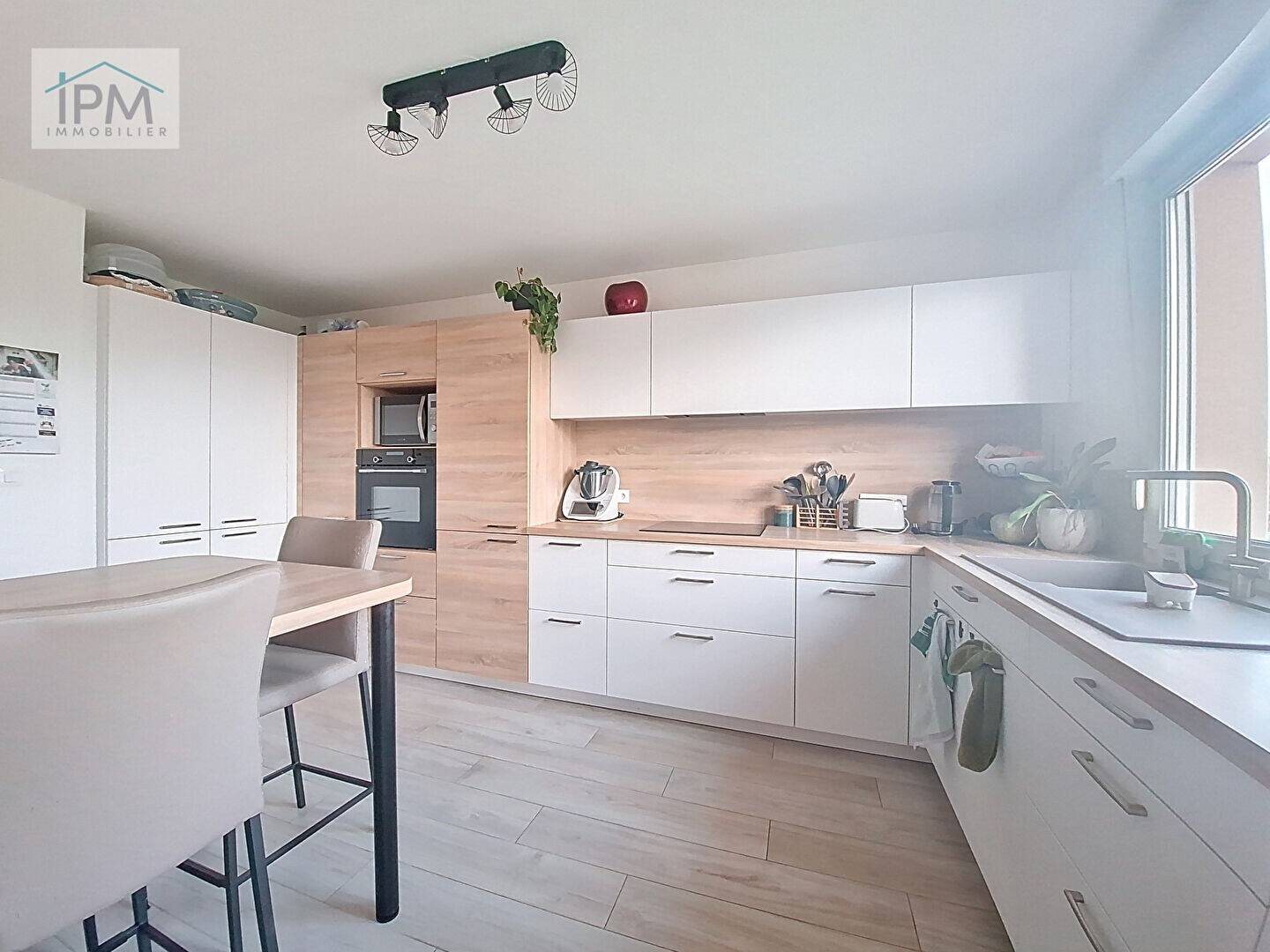 Appartement à louer, 81m², Westhouse