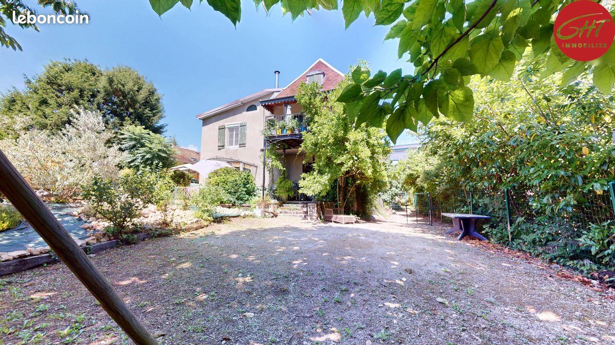 Appartement à vendre, 145m², Besançon