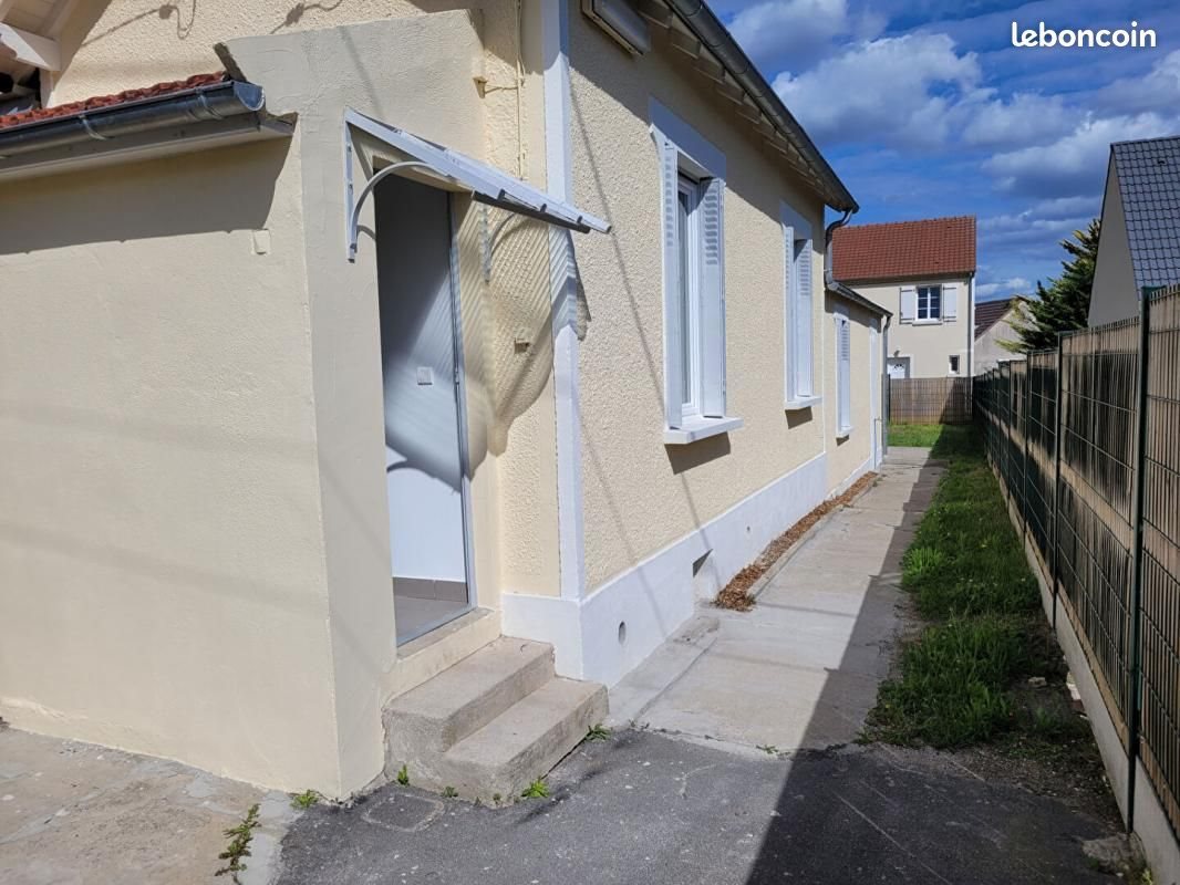 Maison à louer, 49m², Osny