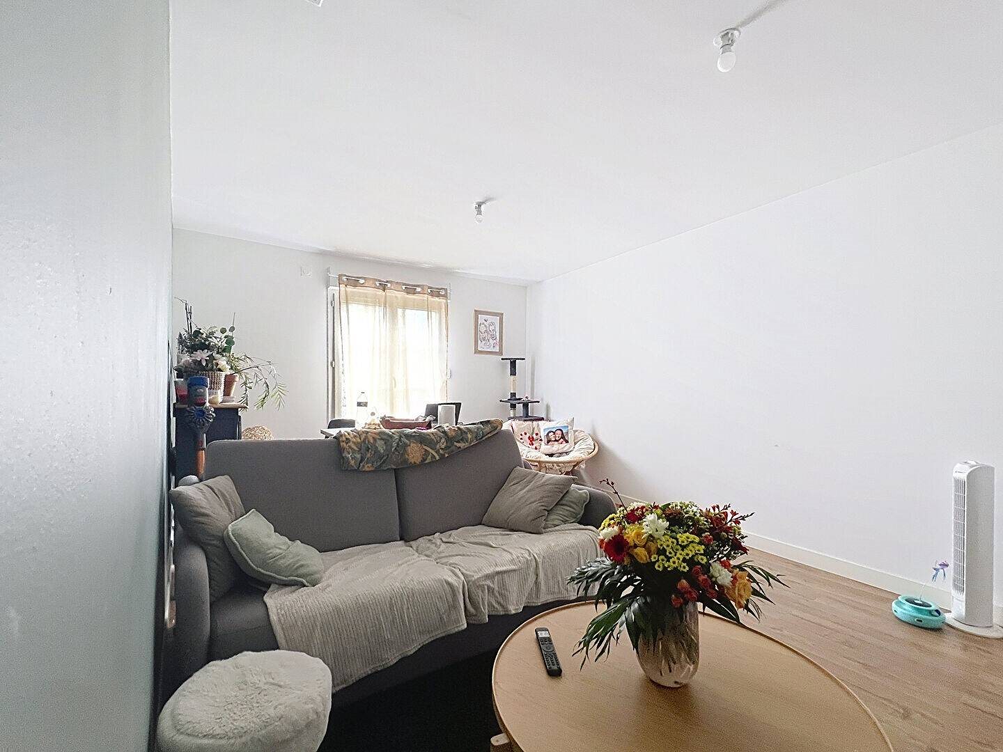 Appartement à louer, 58m², Us