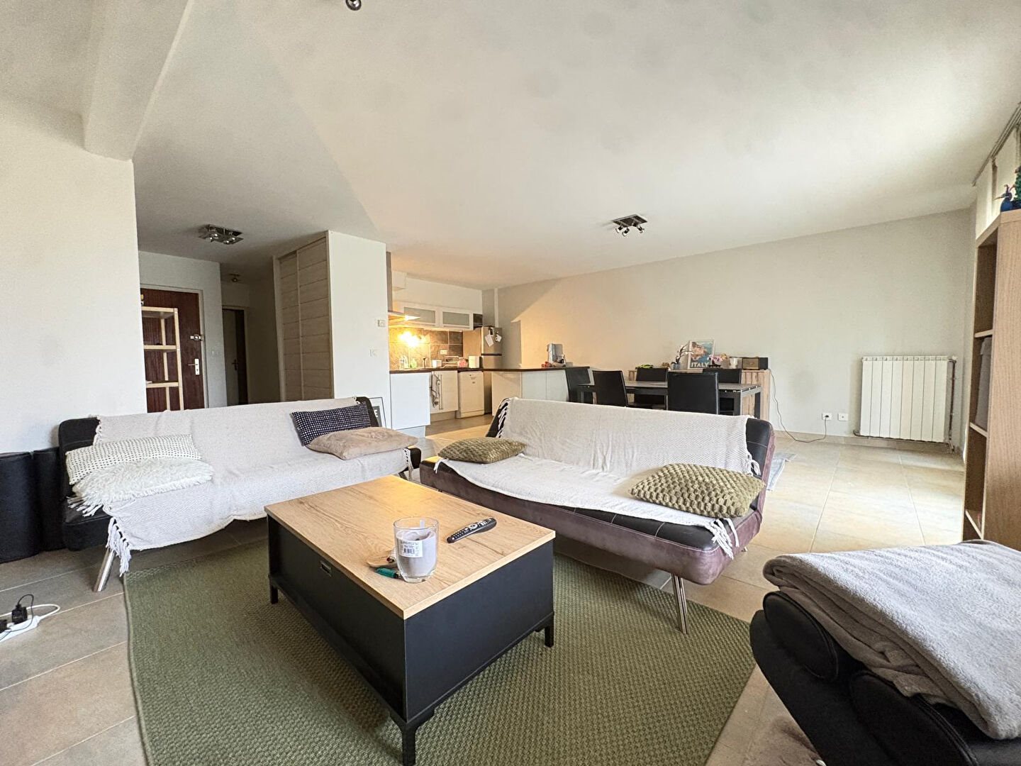 Appartement à vendre, 68m², Carnoux-en-Provence