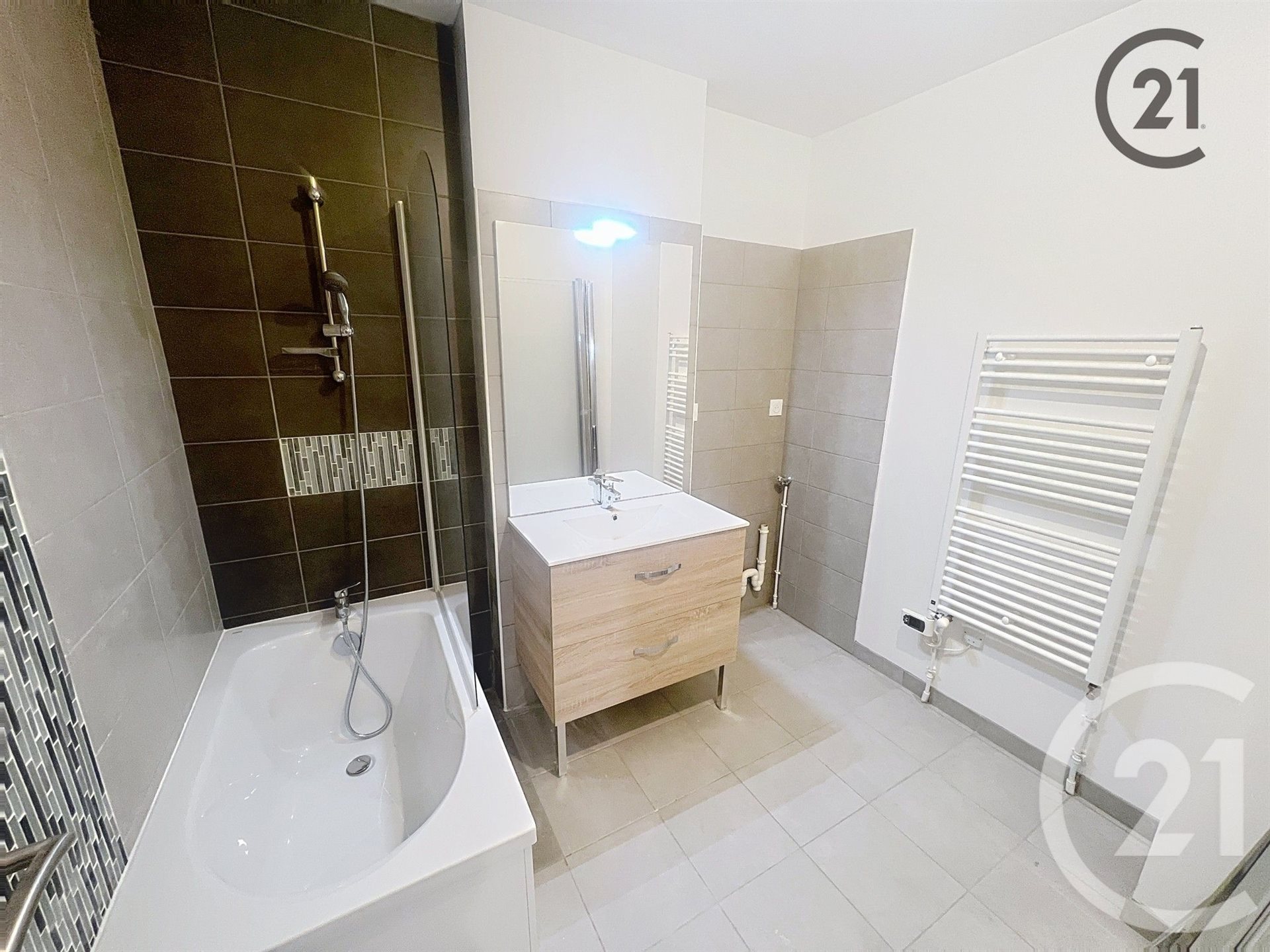 Appartement à vendre, 60m², Auxerre