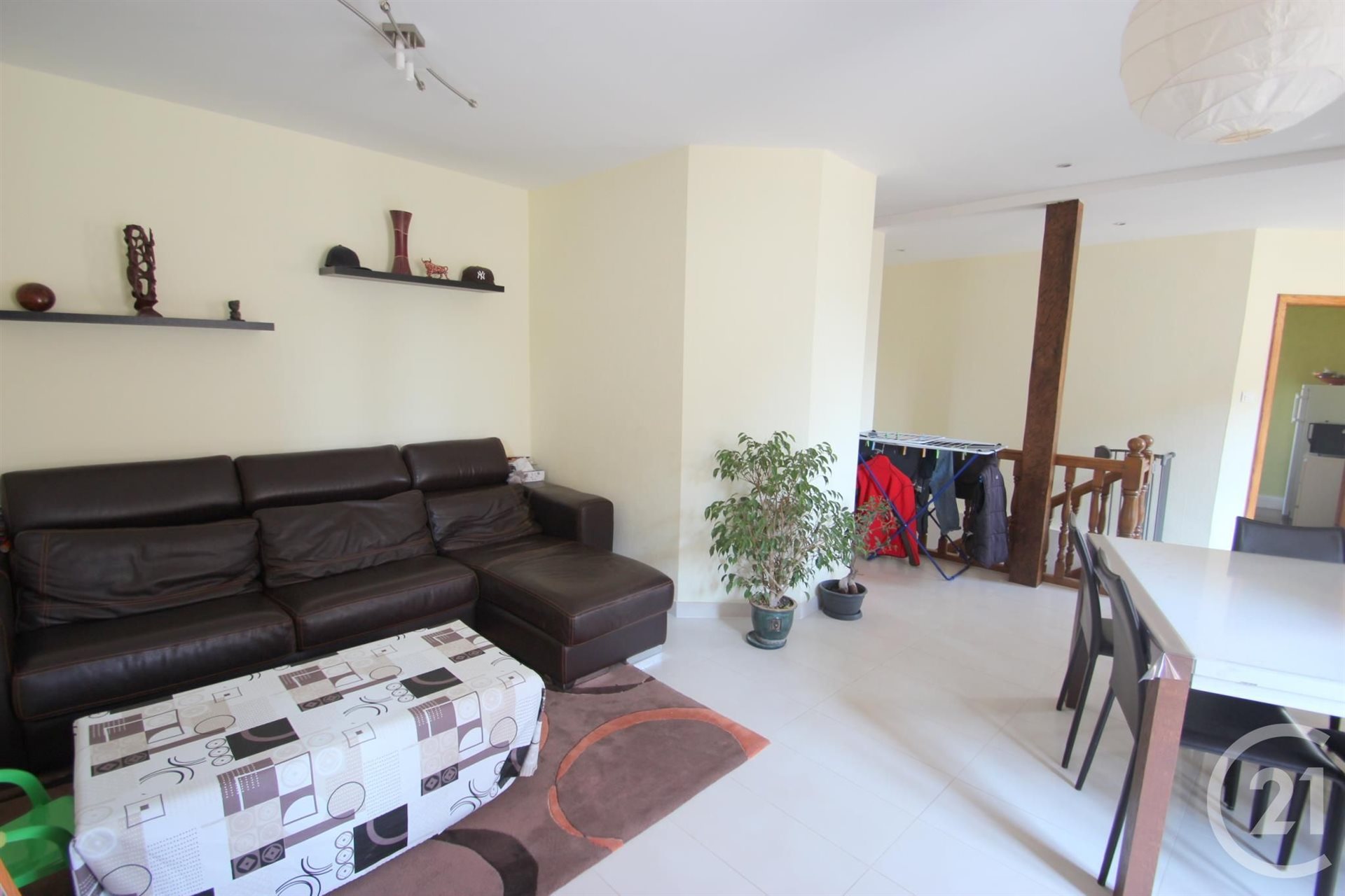 Appartement à louer, 90m², Hochfelden