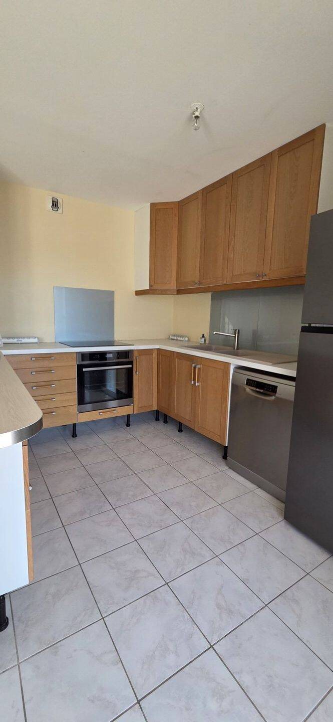 Appartement à louer, 77m², Saint-Marcel