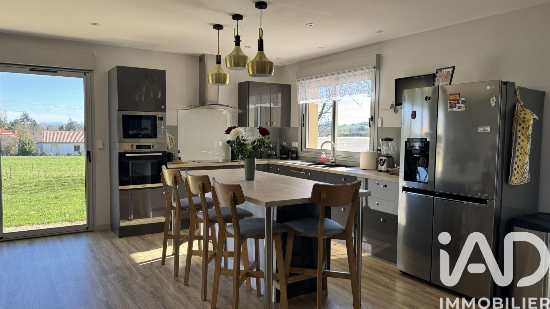 Maison à vendre, 122m², Tournus