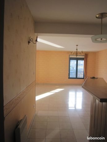 Appartement à louer, 41m², Terrasson-Lavilledieu