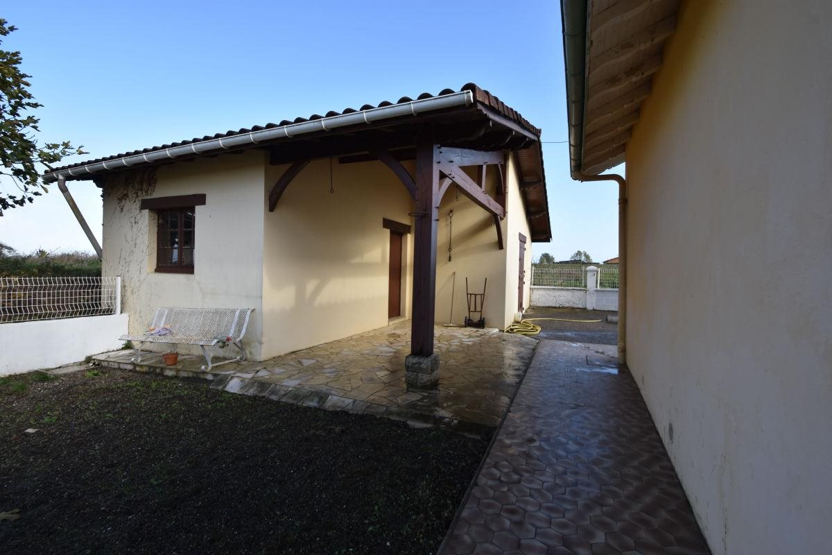 Maison à louer, 120m², Larbey