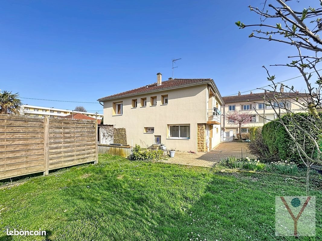 Maison à louer, 114m², Villars-les-Dombes