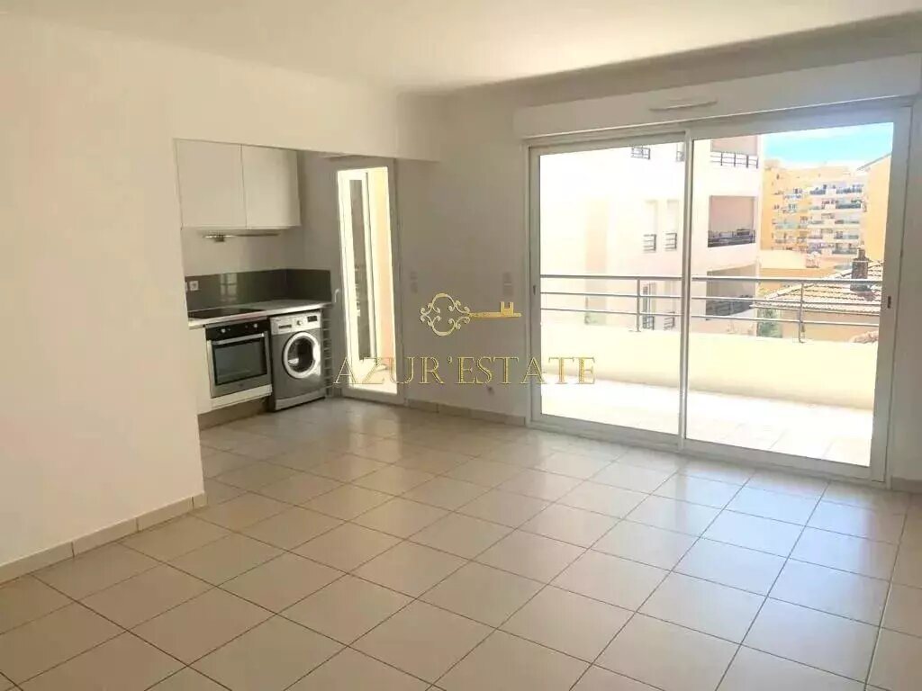 Appartement à louer, 44m², Beausoleil