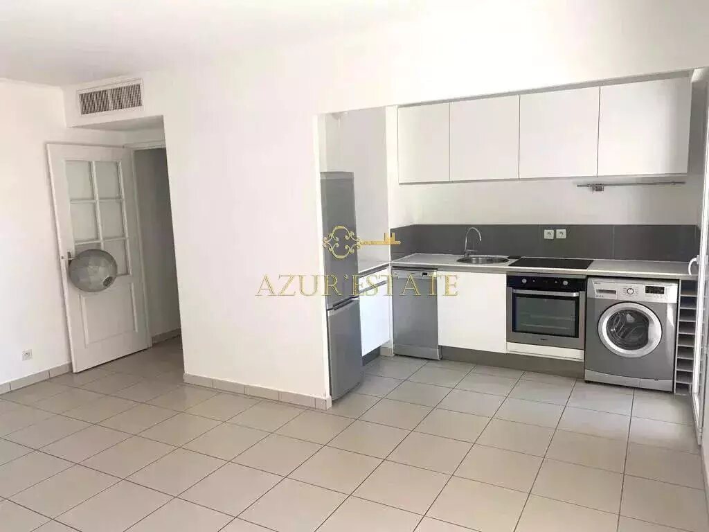 Appartement à louer, 44m², Beausoleil