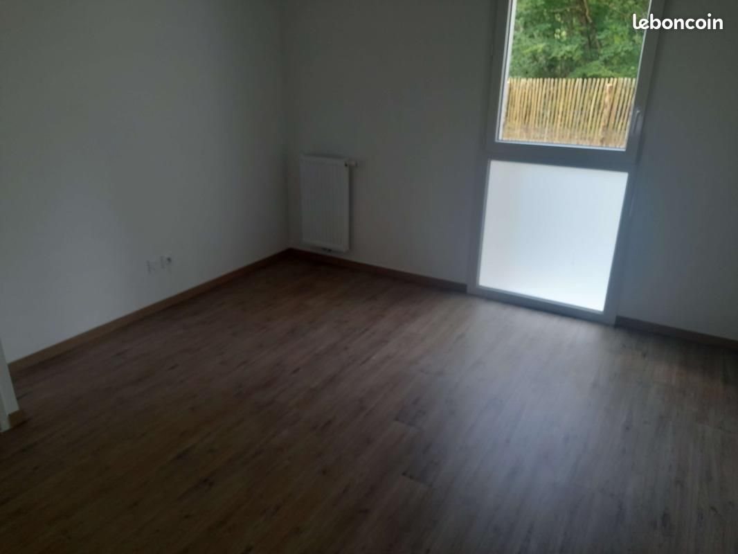 Appartement à louer, 41m², Bassens