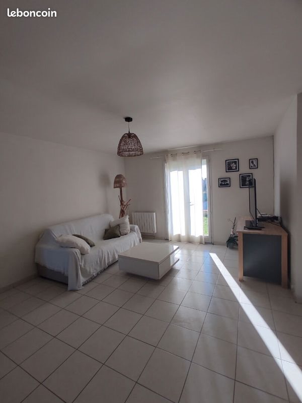 Maison à louer, 79m², Beaupréau