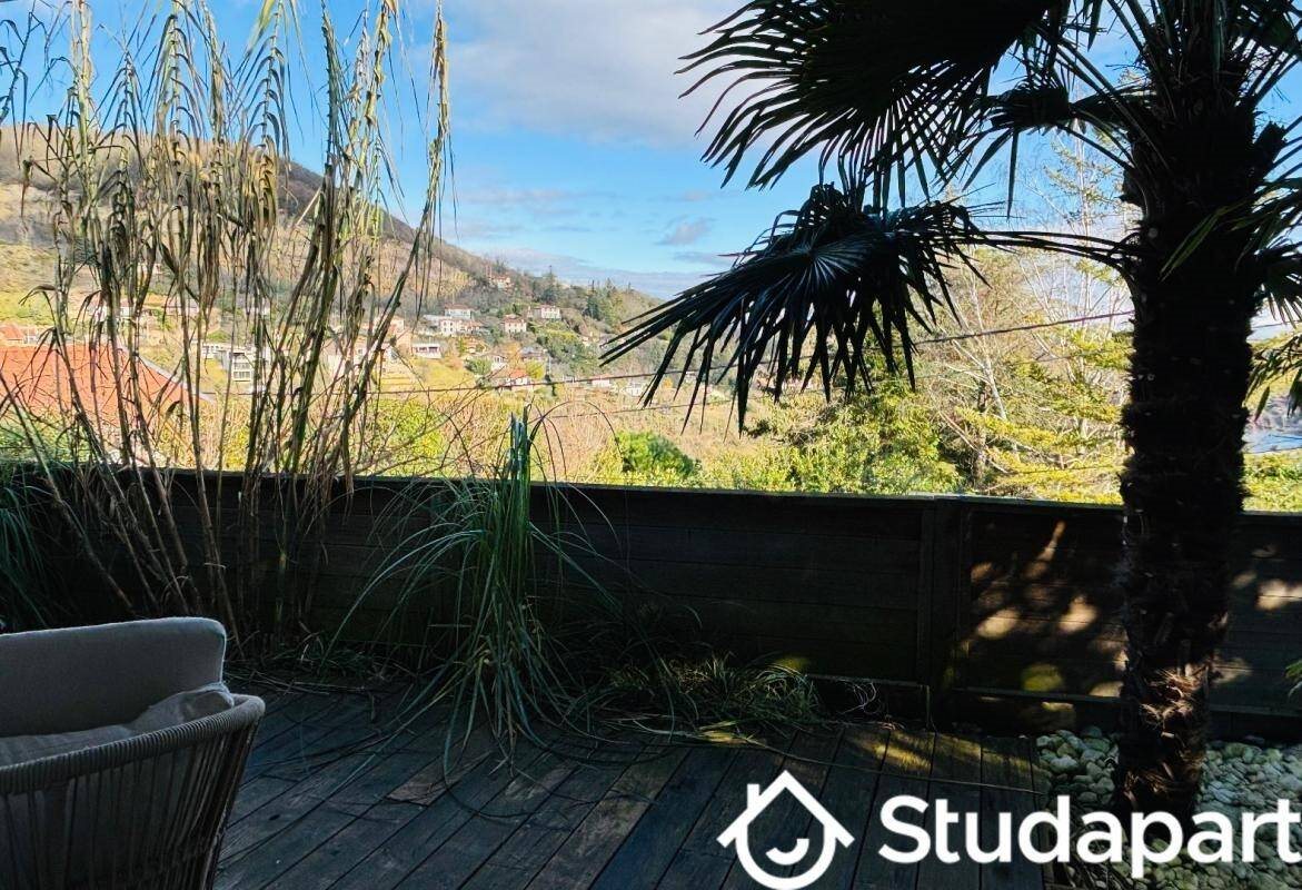 Appartement à louer, 25m², Couzon-au-Mont-d'Or