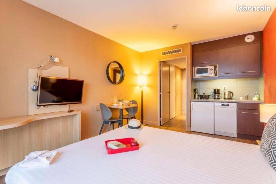 Appartement à louer, 22m², Marseille 8ème