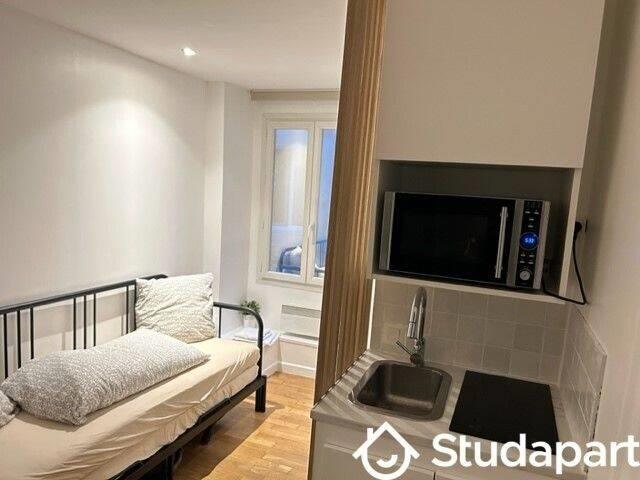 Appartement à louer, 13m², Paris 10ème