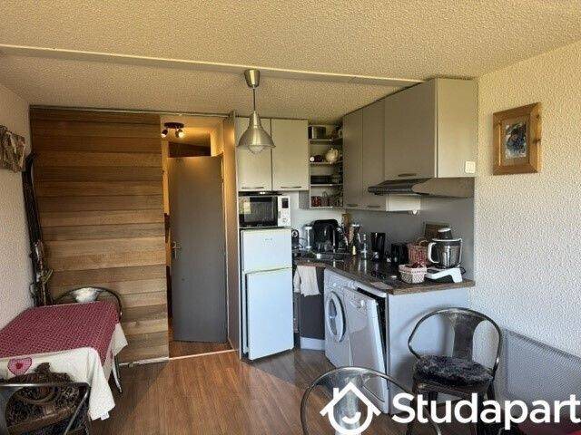 Appartement à louer, 29m², Isola