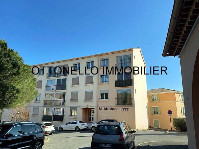 Appartement à louer, 55m², Puget-sur-Argens