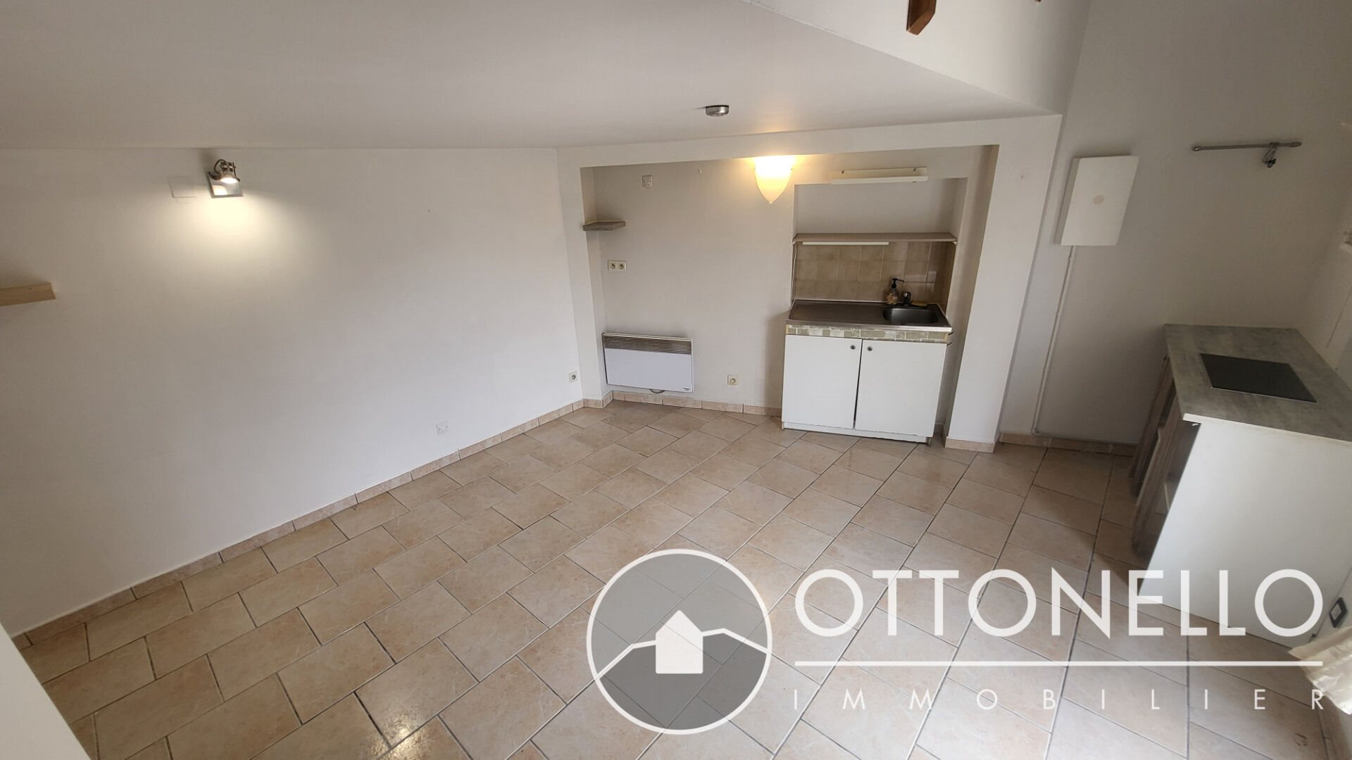 Appartement à louer, 24m², Roquebrune-sur-Argens
