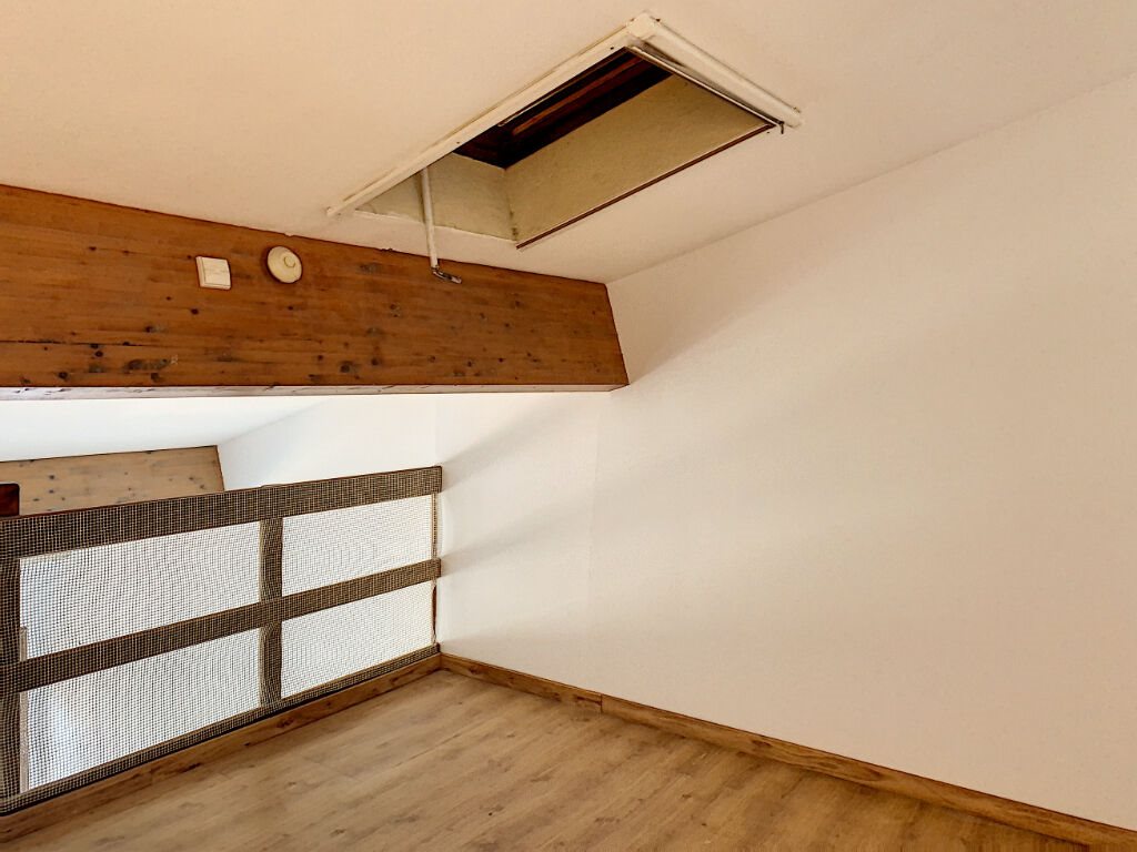 Appartement à louer, 52m², Pélissanne