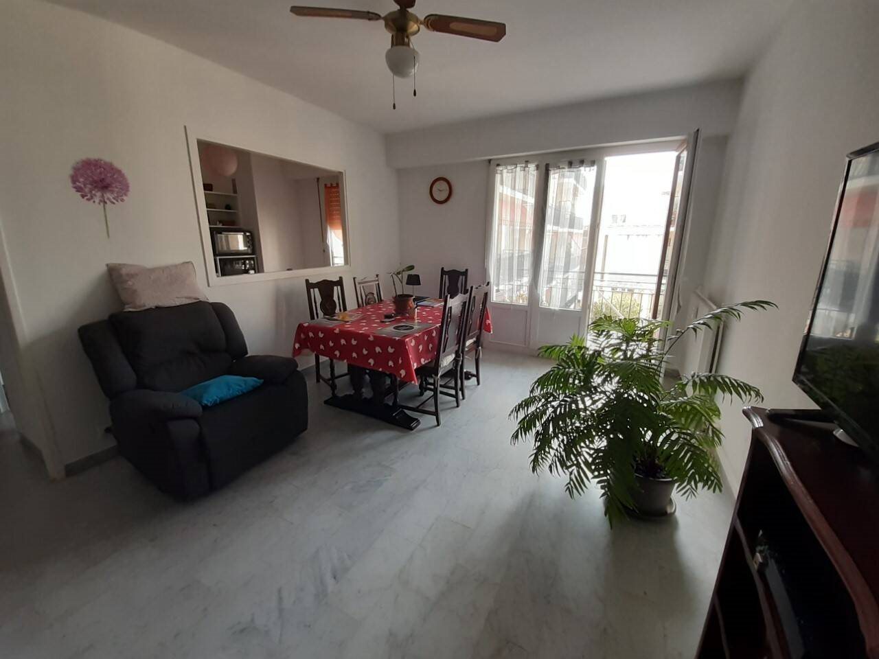 Appartement à louer, 68m², Nîmes