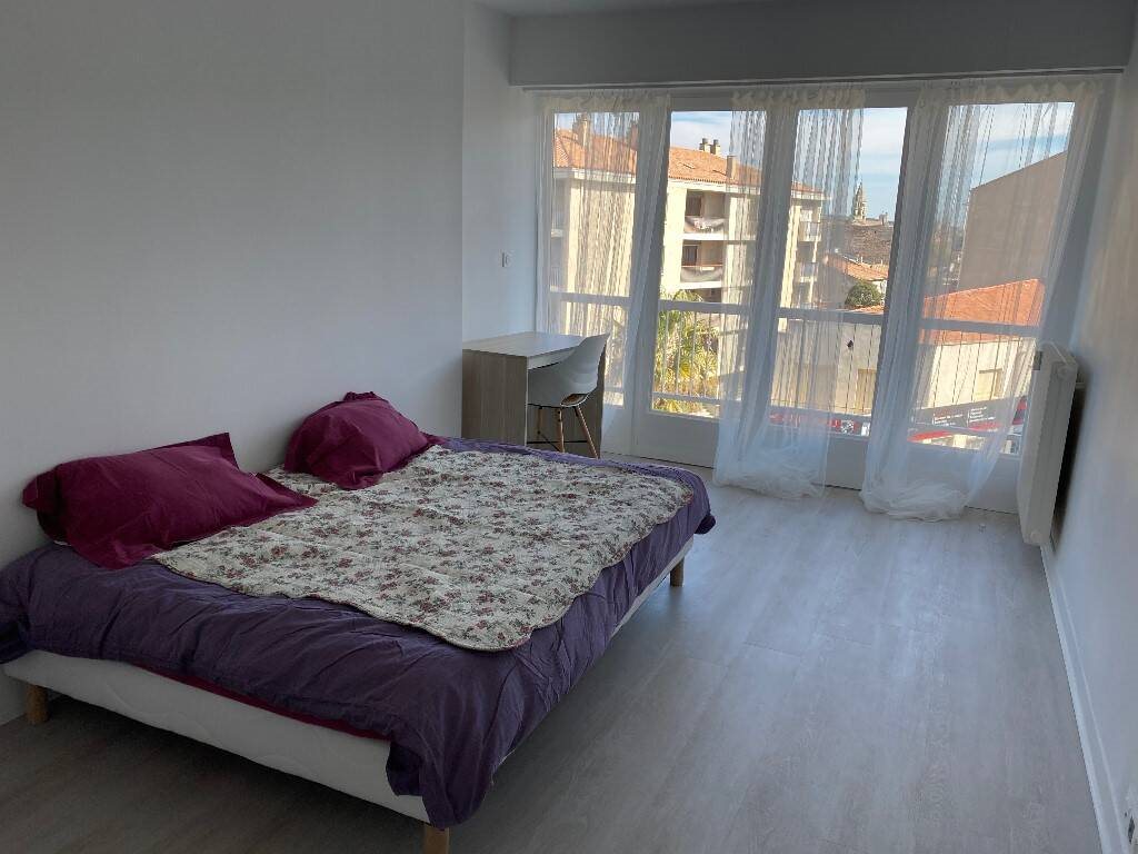 Appartement à louer, 67m², Nîmes