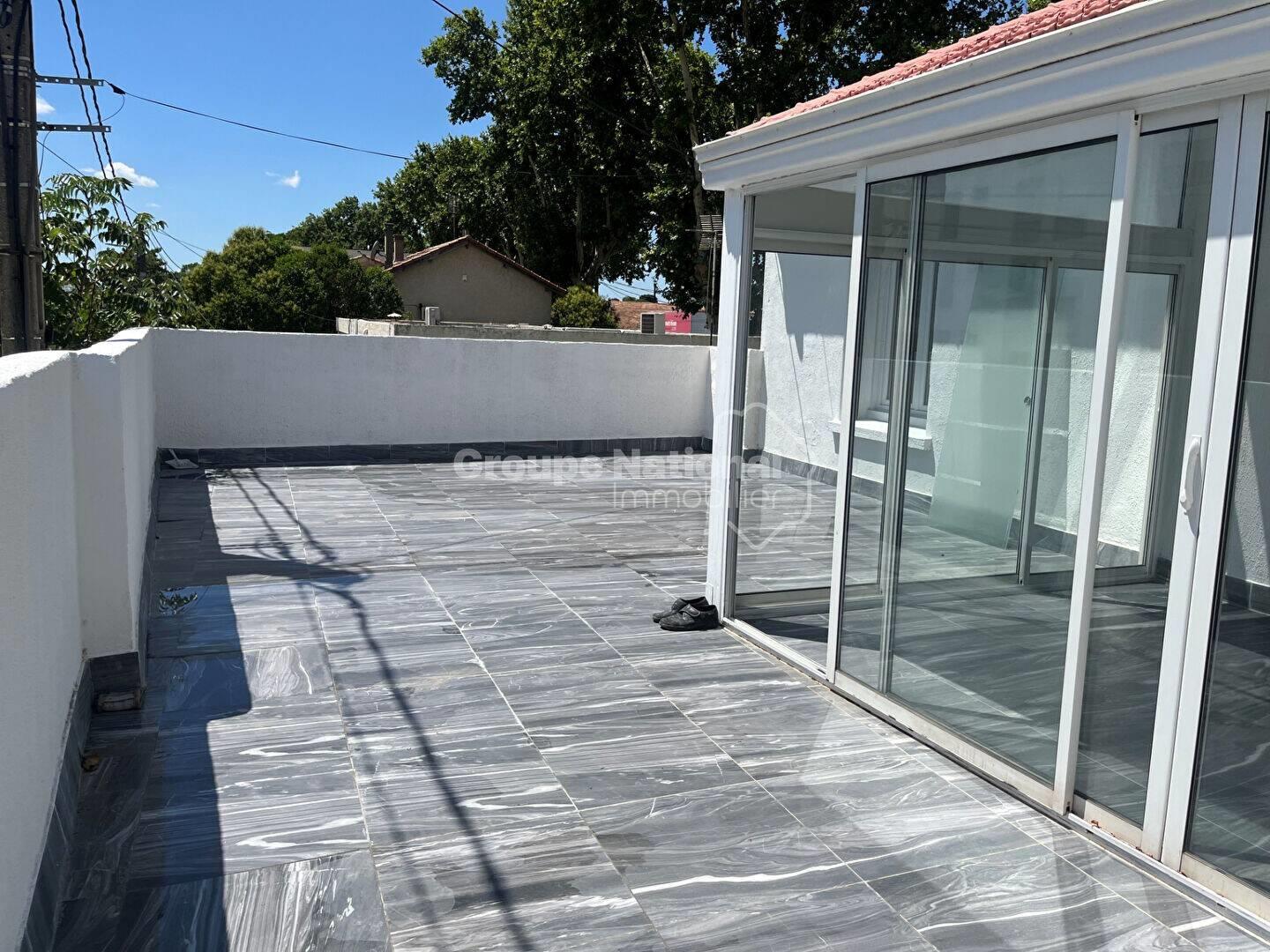 Maison à louer, 75m², Nîmes