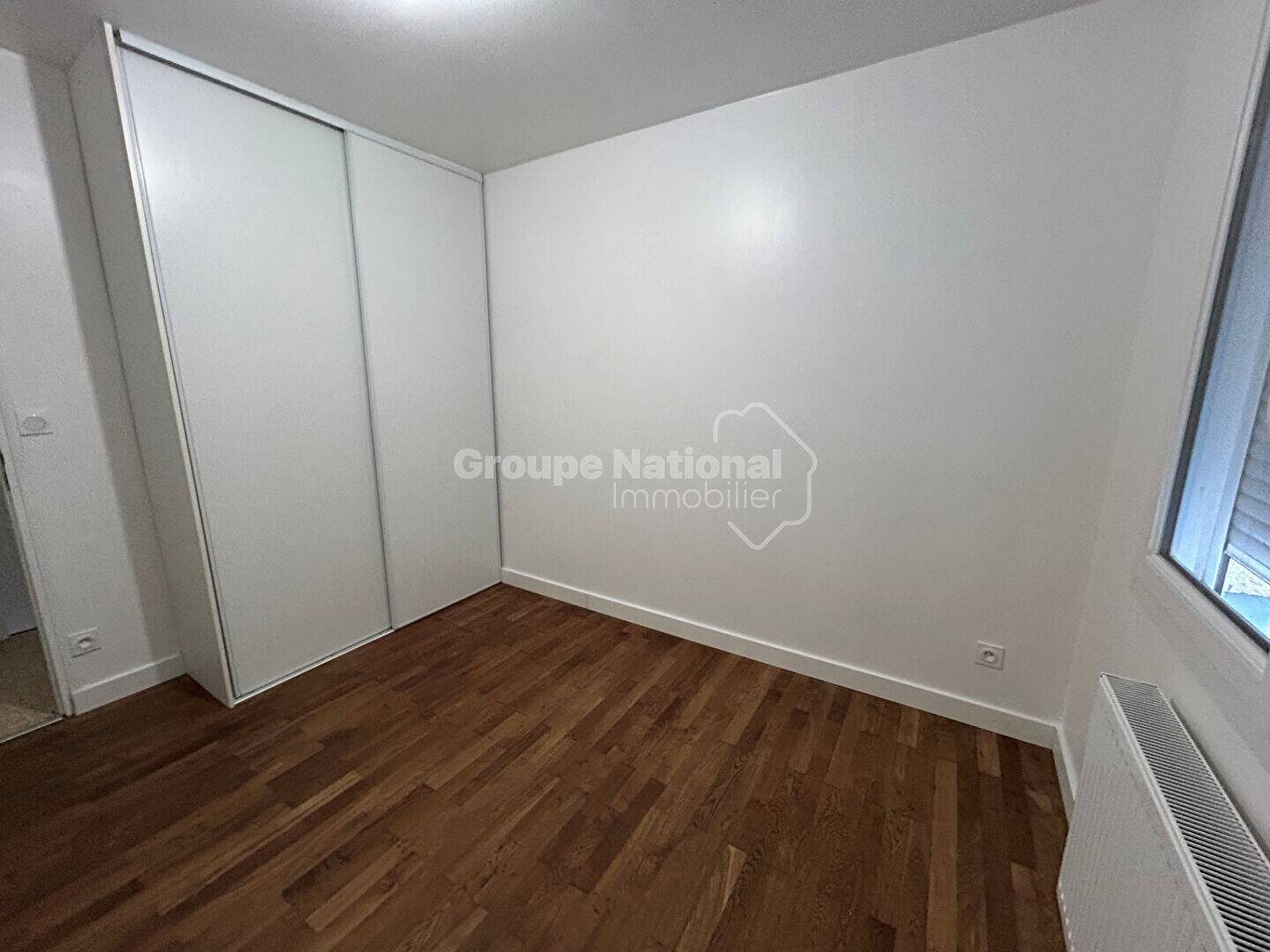 Maison à louer, 74m², Bezouce