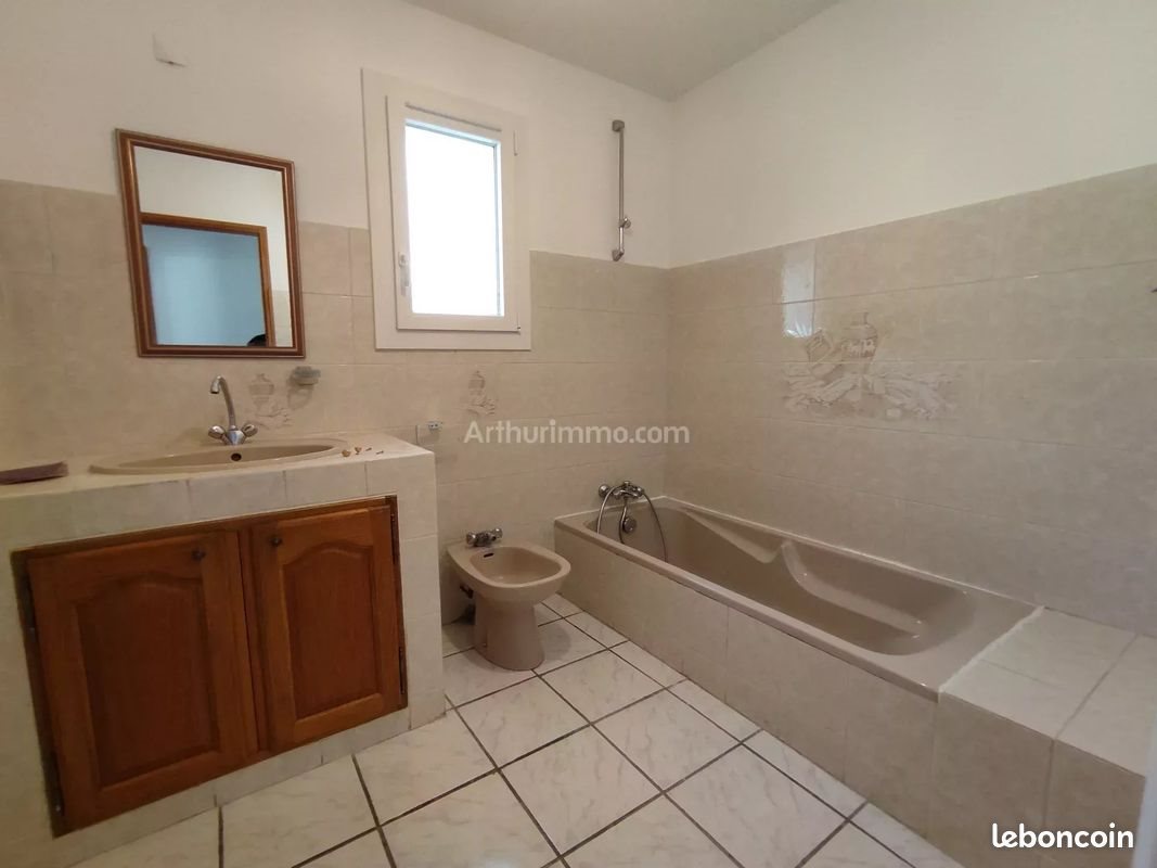 Maison à louer, 101m², Manosque