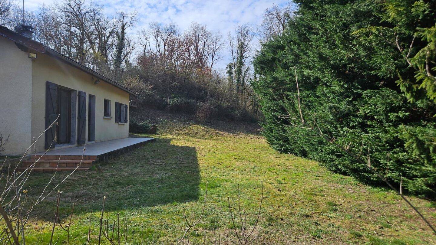 Maison à louer, 90m², Soleymieu