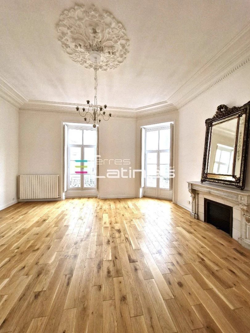 Appartement à vendre, 173m², Nîmes