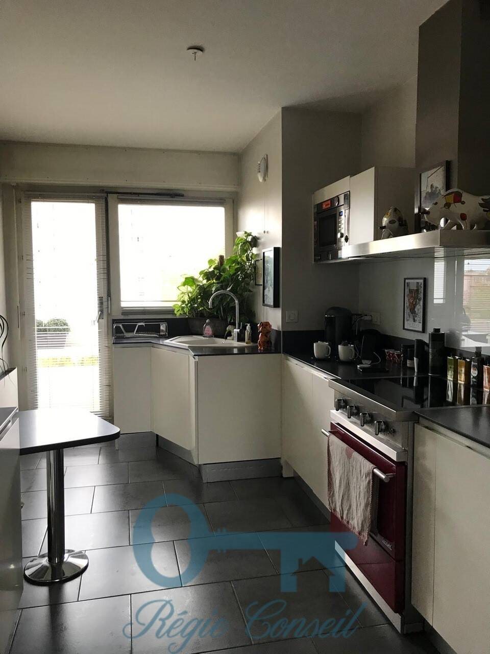 Appartement à louer, 83m², Lyon 4ème