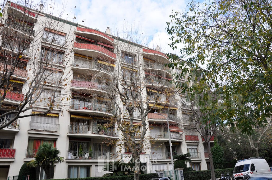 Appartement à louer, 75m², Nice
