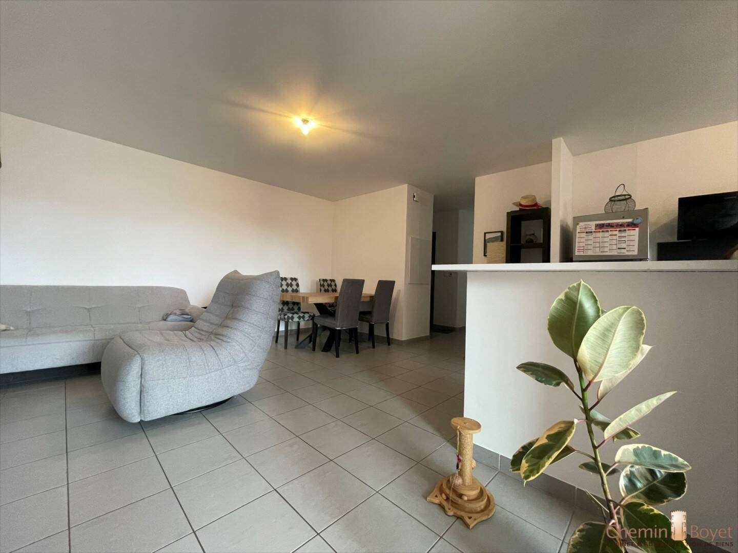Appartement à louer, 65m², Valencin
