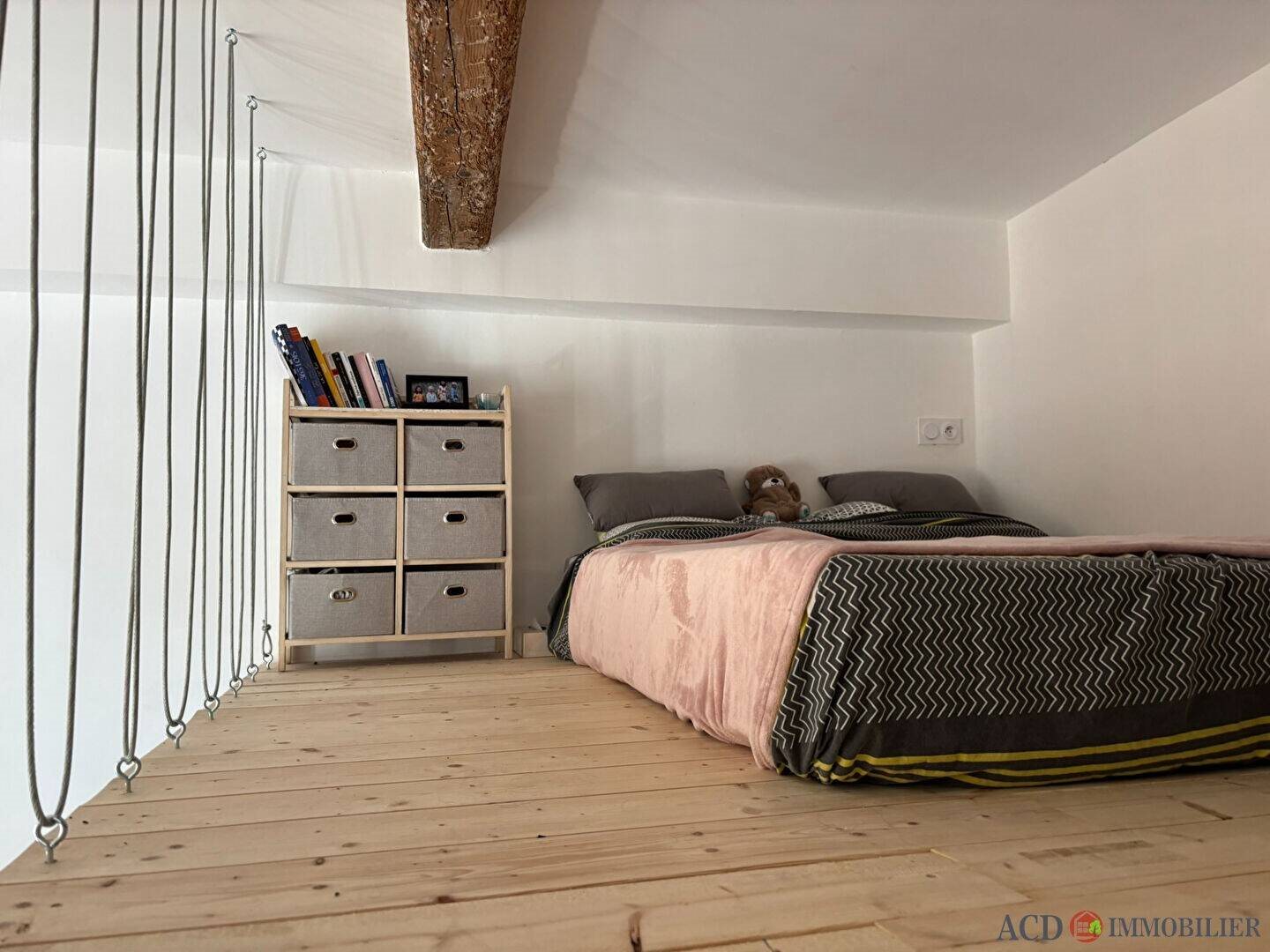 Appartement à louer, 28m², Velaux