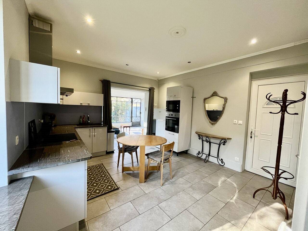 Appartement à louer, 47m², Pont-de-Chéruy