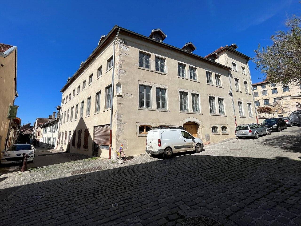 Appartement à louer, 81m², Crémieu