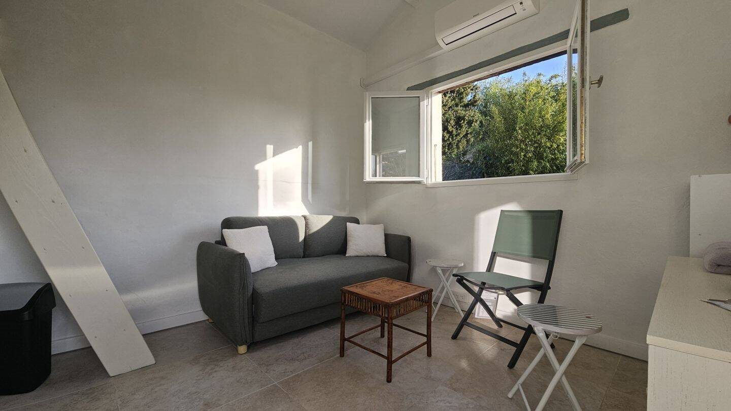 Maison à louer, 15m², Tourrettes-sur-Loup