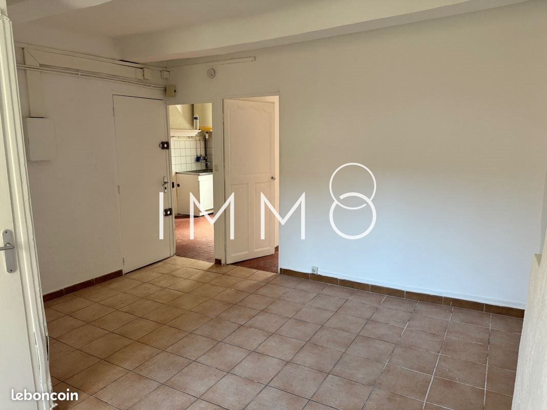 Appartement à louer, 34m², Marseille 6ème