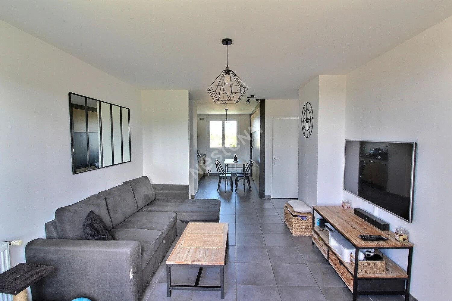 Appartement à vendre, 55m², Heyrieux