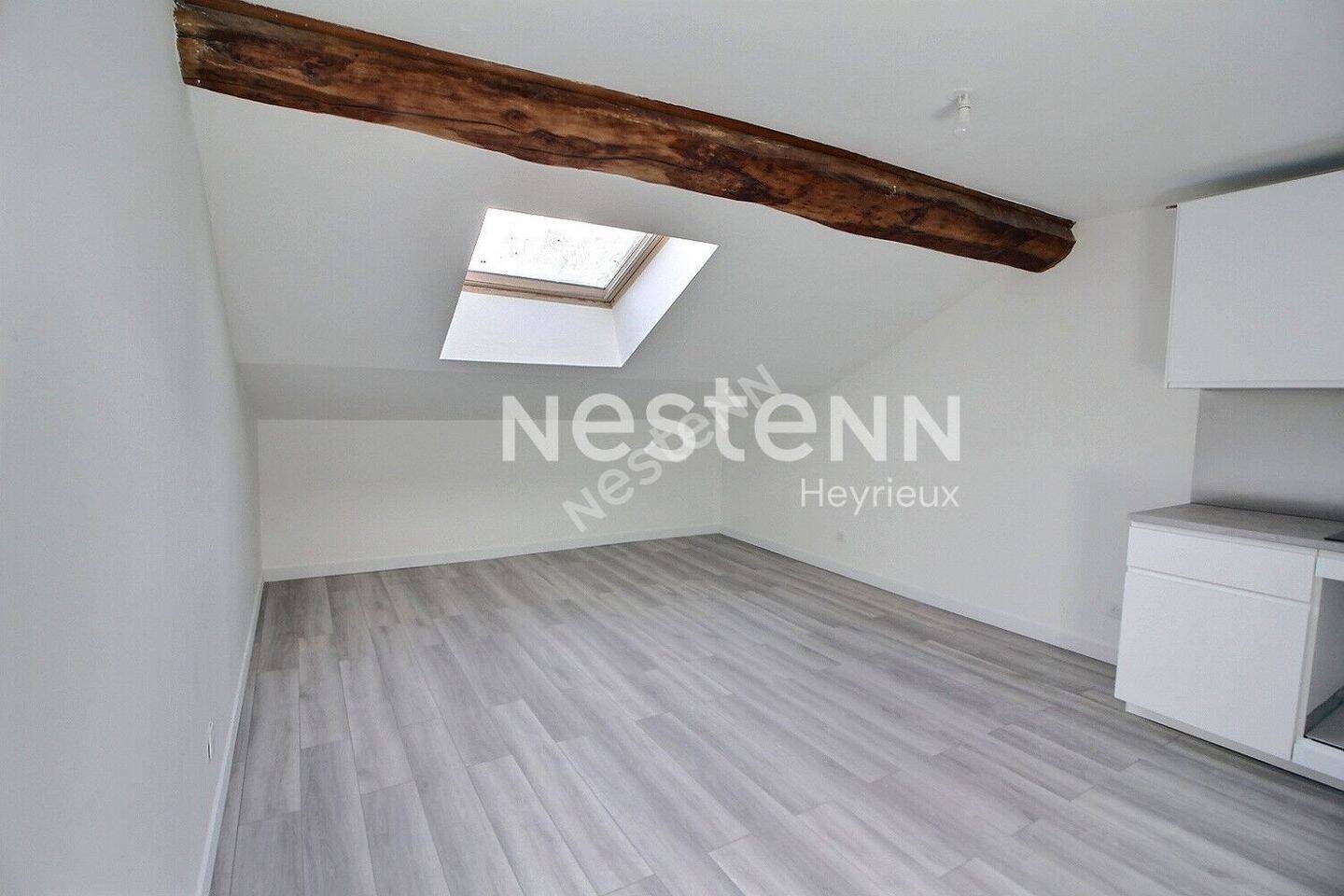 Appartement à louer, 66m², Heyrieux