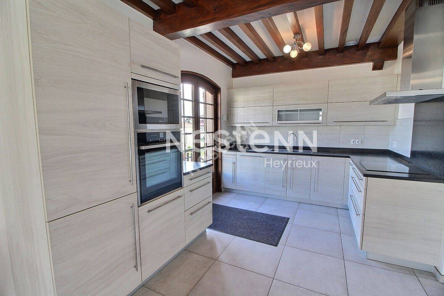Maison à louer, 124m², Saint-Pierre-de-Chandieu