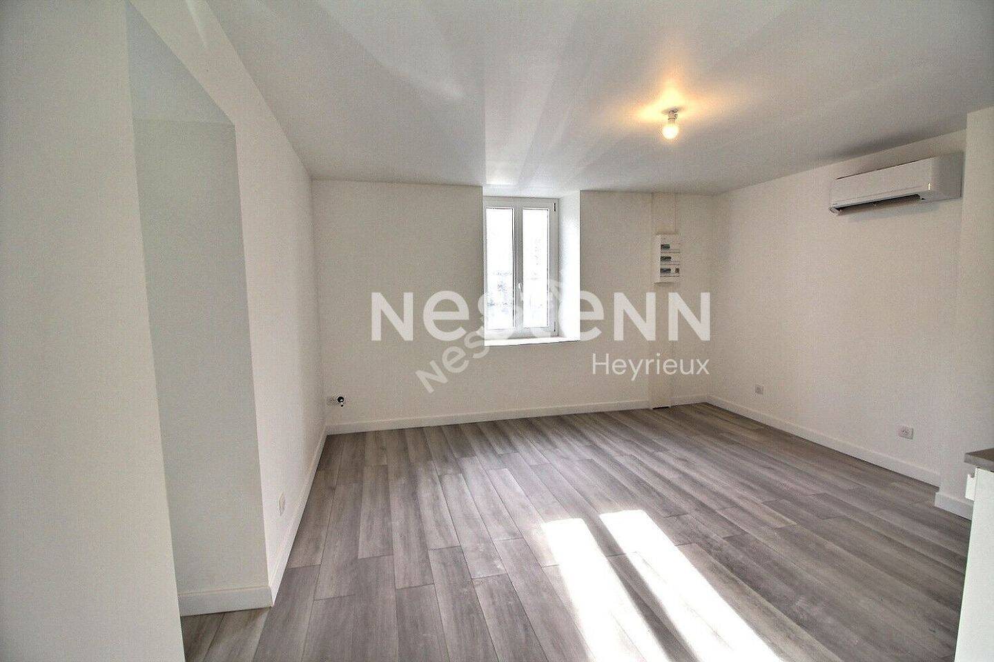 Appartement à louer, 34m², Heyrieux