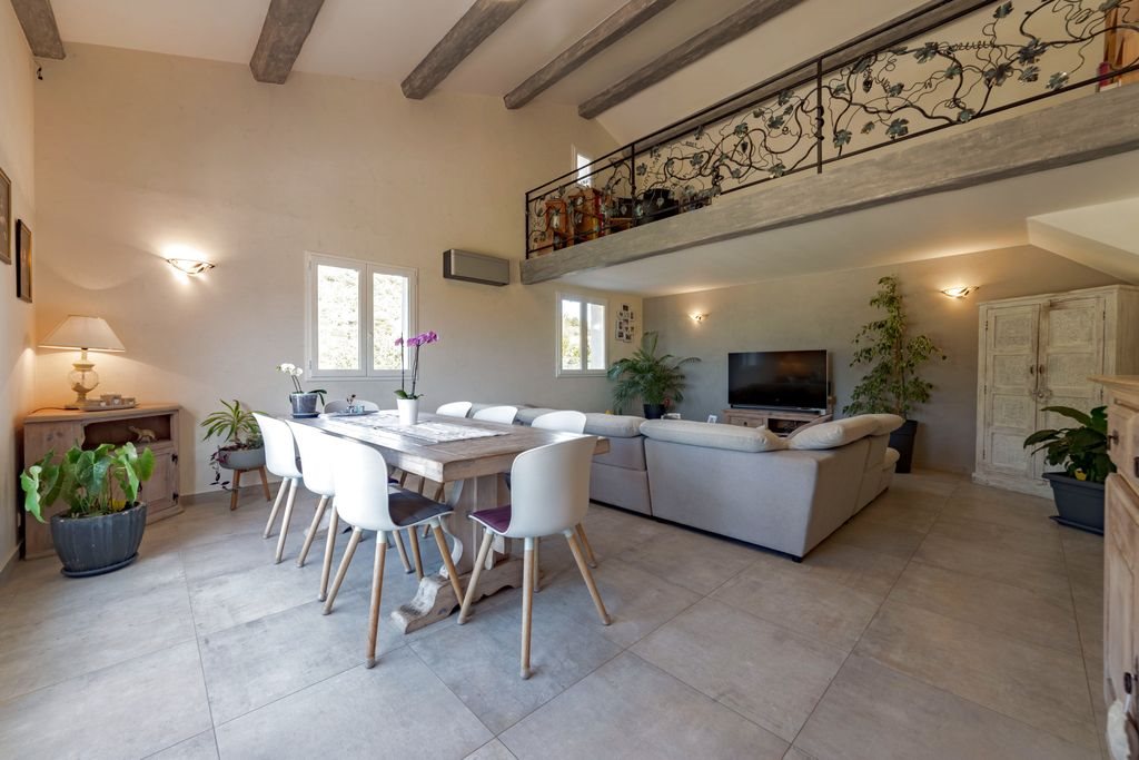 Maison à vendre, 127m², Peille