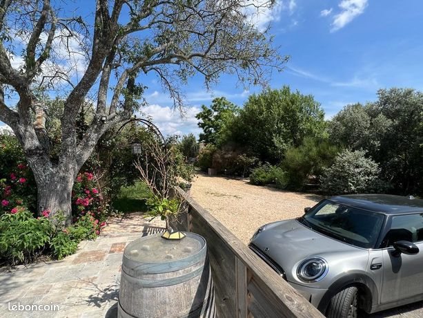 Maison à louer, 205m², Aix-en-Provence